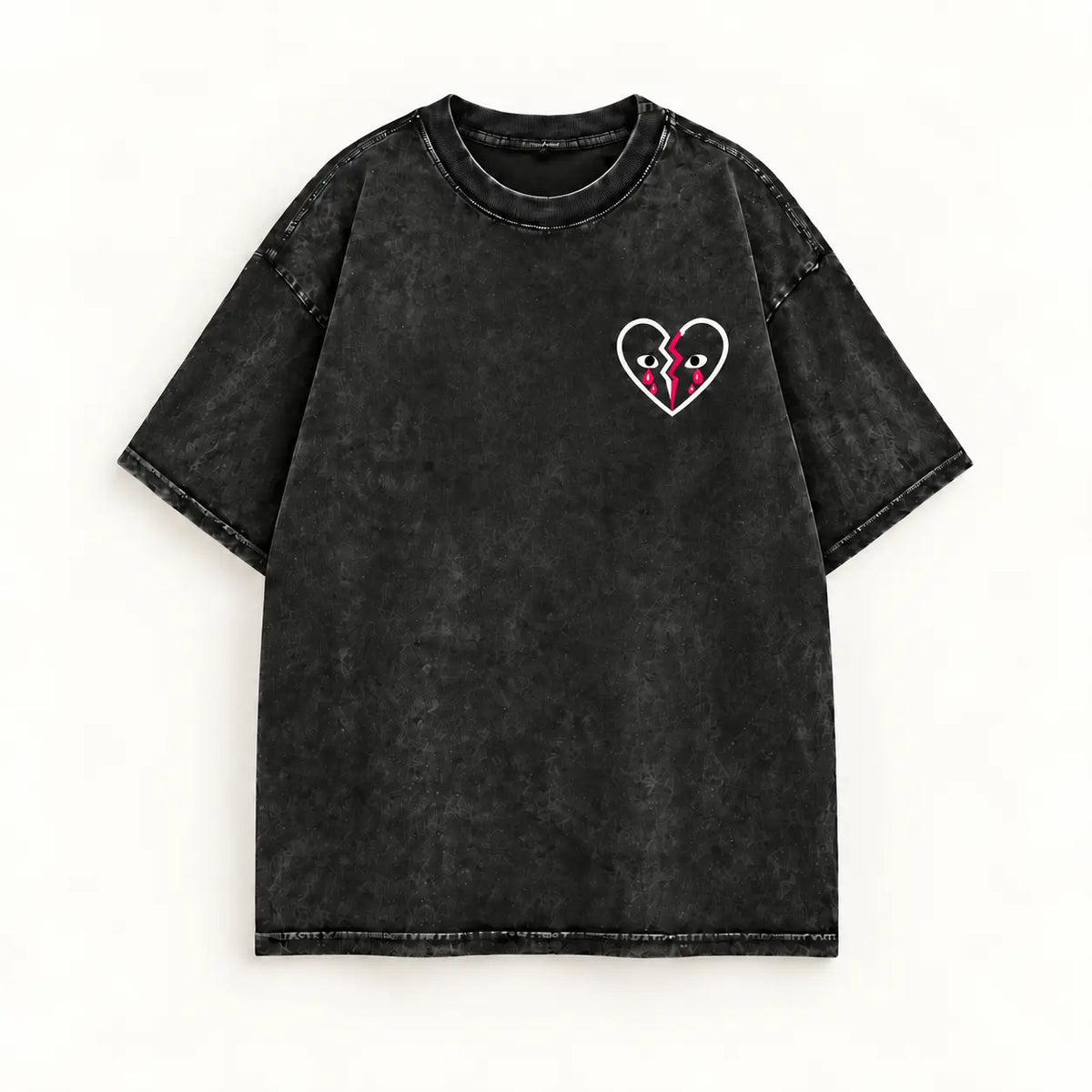 MY EX MADE ME BUY IT T-Shirt – Vorderansicht mit Broken-Heart-Brustlogo