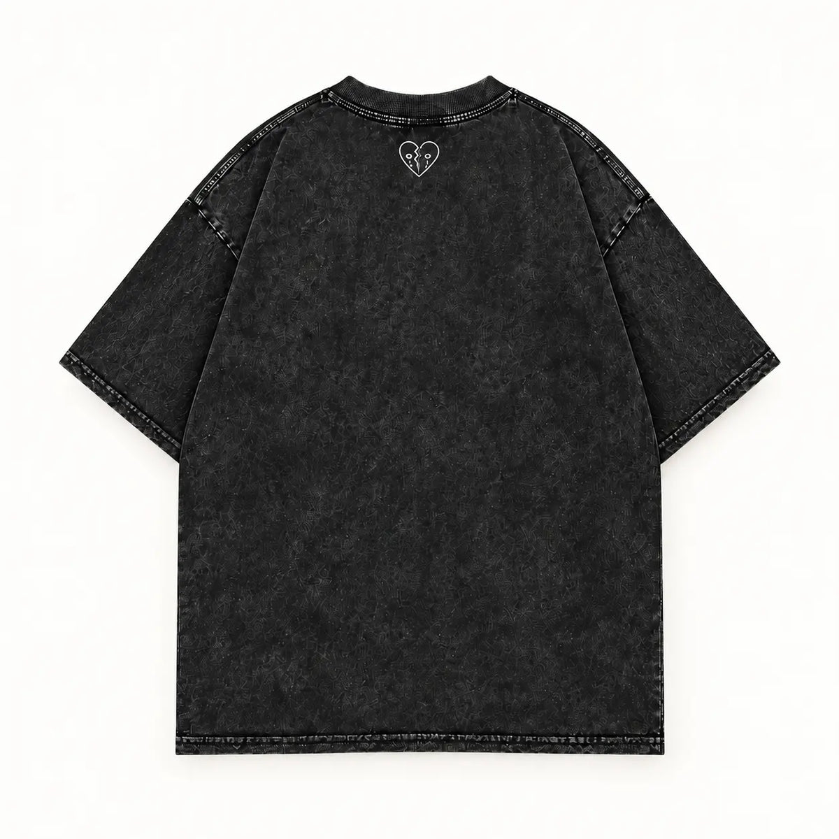 HATEMYEX Chrome Logo T-Shirt – Rückansicht mit weißem Broken-Heart-Nackenlogo