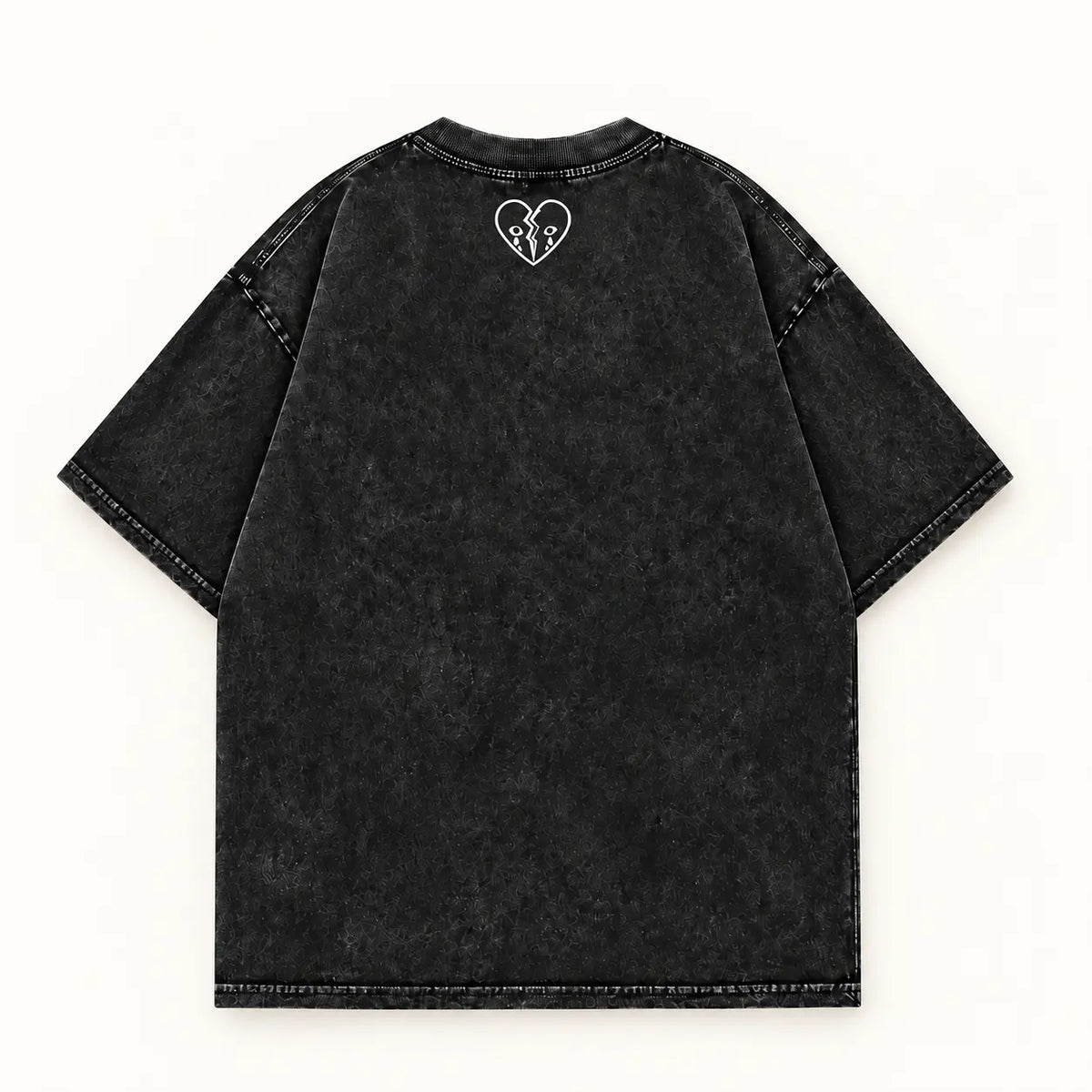 HATEMYEX Smoking Cat T-Shirt – Rückansicht mit weißem Broken-Heart-Nackenlogo