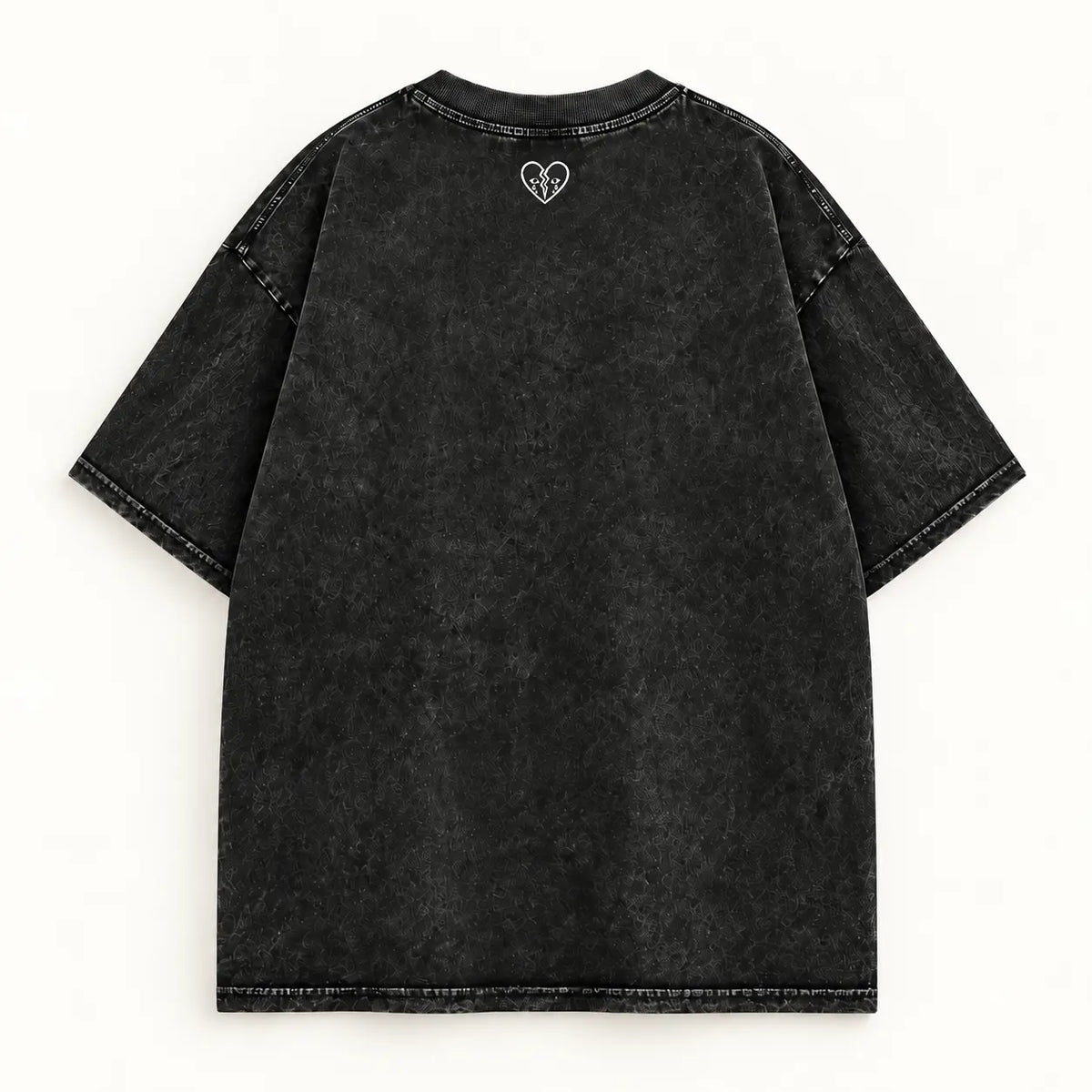 HMX Broken Heart T-Shirt – Rückansicht mit weißem Broken-Heart-Nackenlogo